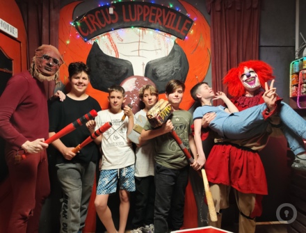 Отзыв на Все любят клоунов от Дмитрий Мишутин